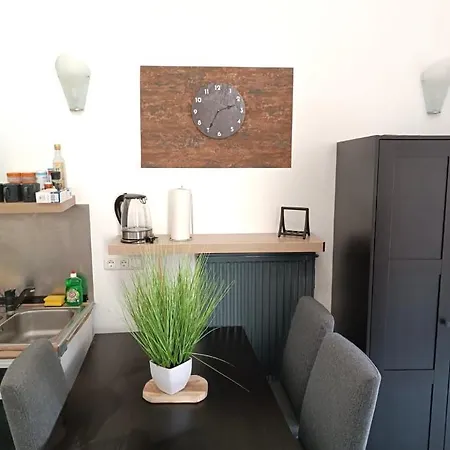 Koro Boardingapartments In Goeggingen 아파트 *